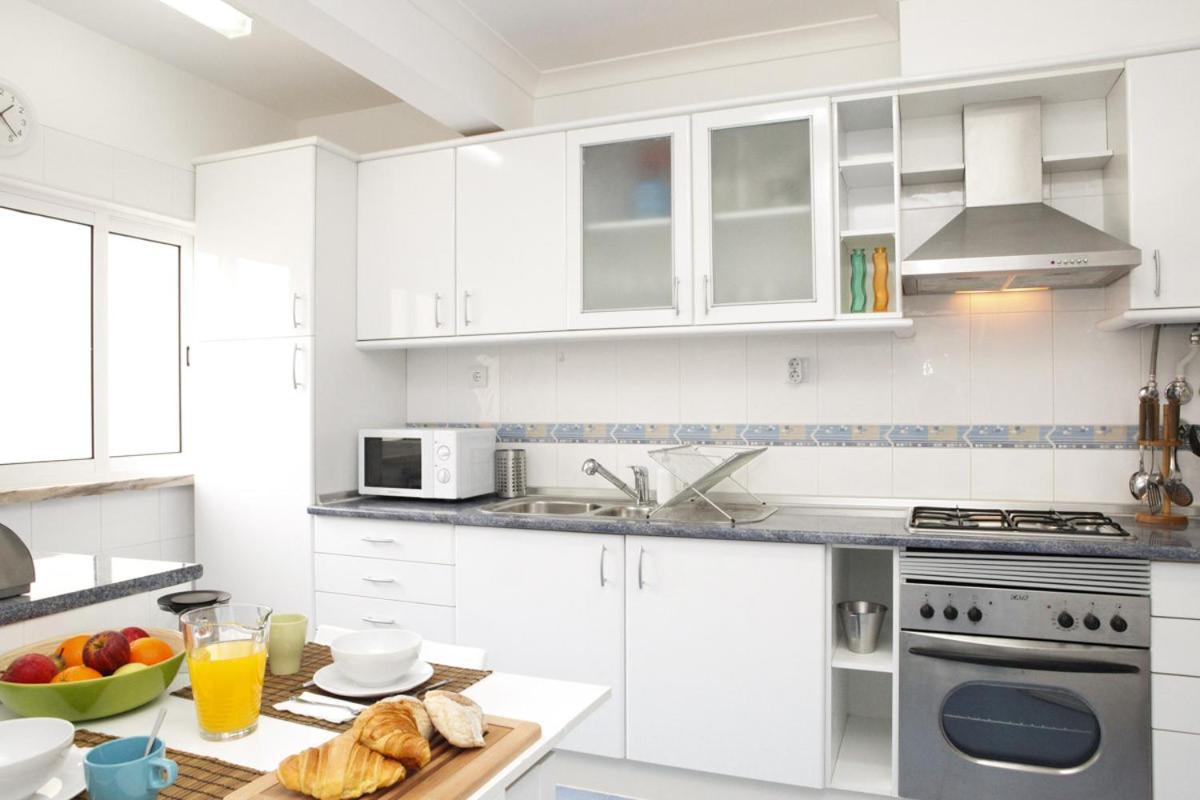 Family Central Apartment In Sao Pedro Do Estoril Экстерьер фото